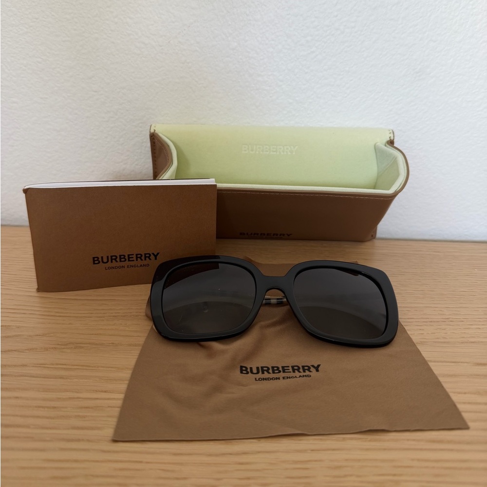 Burberry Black Square-Frame Sunglasses with Dark Lenses